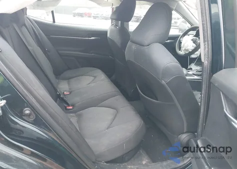 2020 Toyota Camry Le Hybrid z USA, uszkodzony, nr VIN 4T1C31AK5LU019694